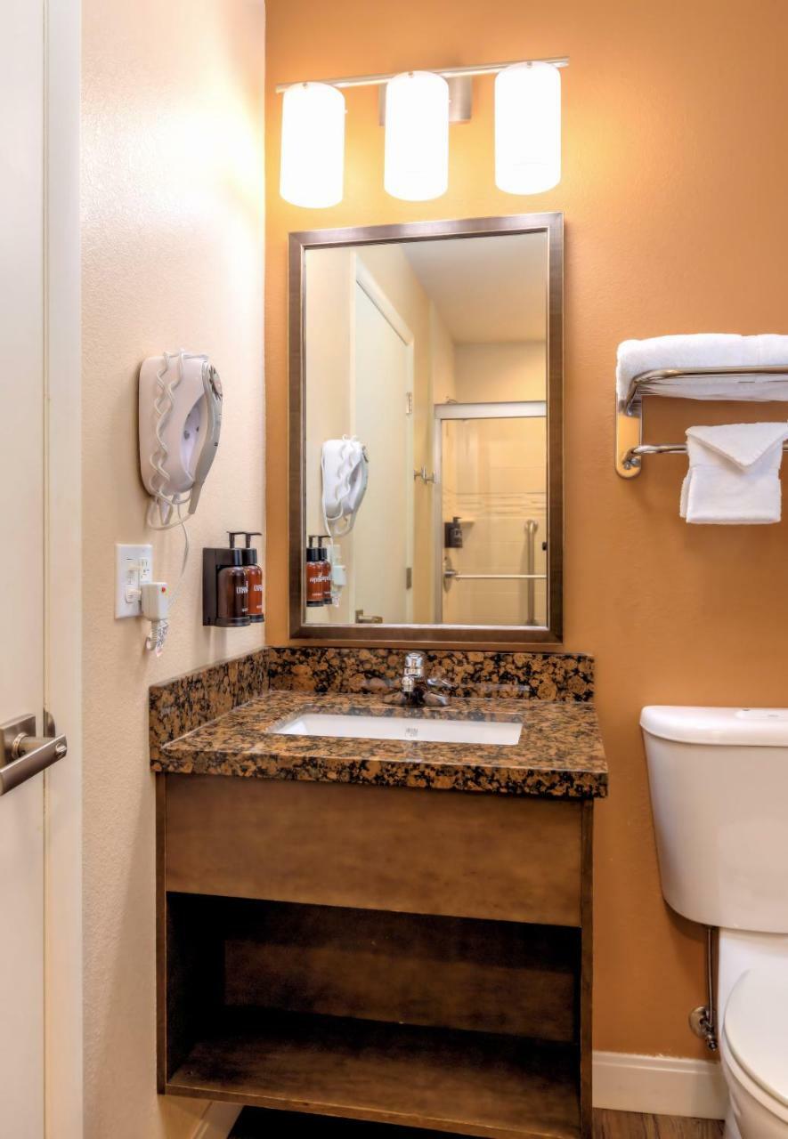 Boulder University Inn Екстер'єр фото