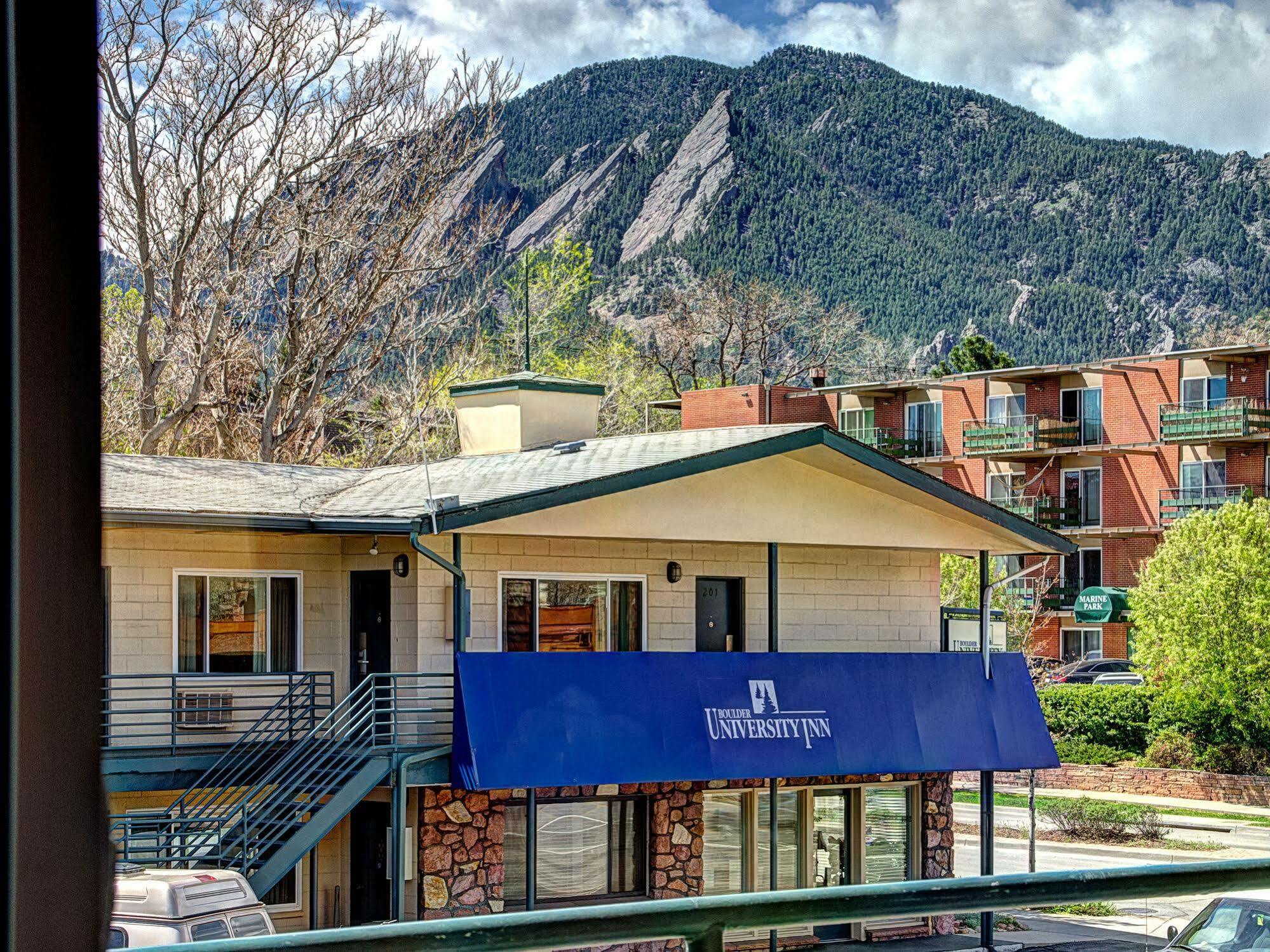 Boulder University Inn Екстер'єр фото