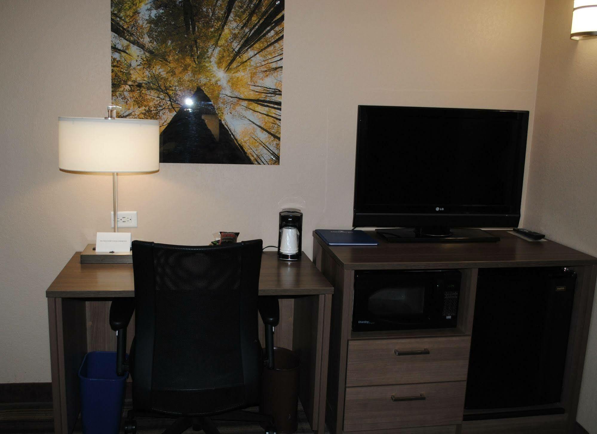 Boulder University Inn Екстер'єр фото